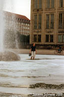 Springbrunnen vor der Oper